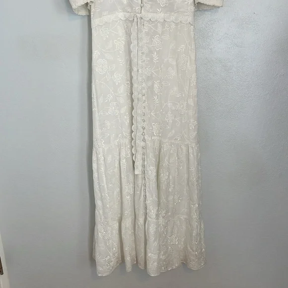 Alice‎ + Olivia Off White Stori White Eyelet Midi Dress Size 6 NWOT - Picture 5 of 14